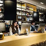 Malcom And Barret Hotel 3*