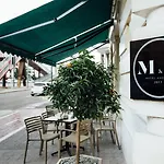 말콤 앤 바렛 호텔 3*