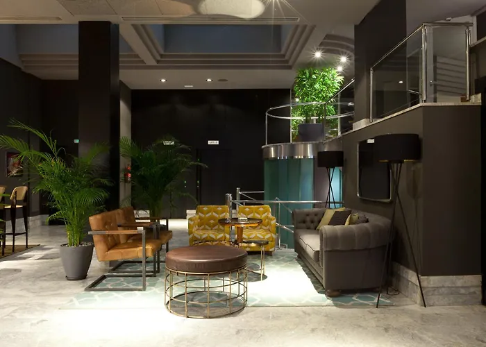 Hotel Malcom And Barret 3*