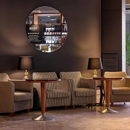 Ξενοδοχείο Malcom And Barret 3*