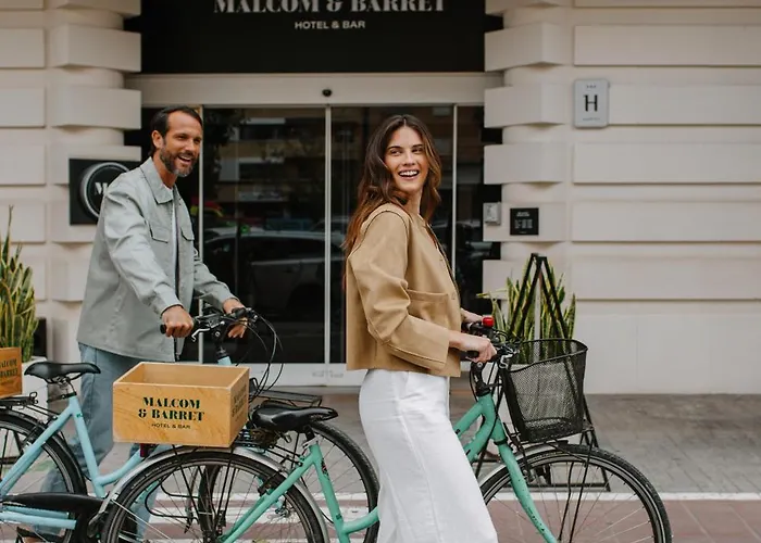 Malcom And Barret 3*