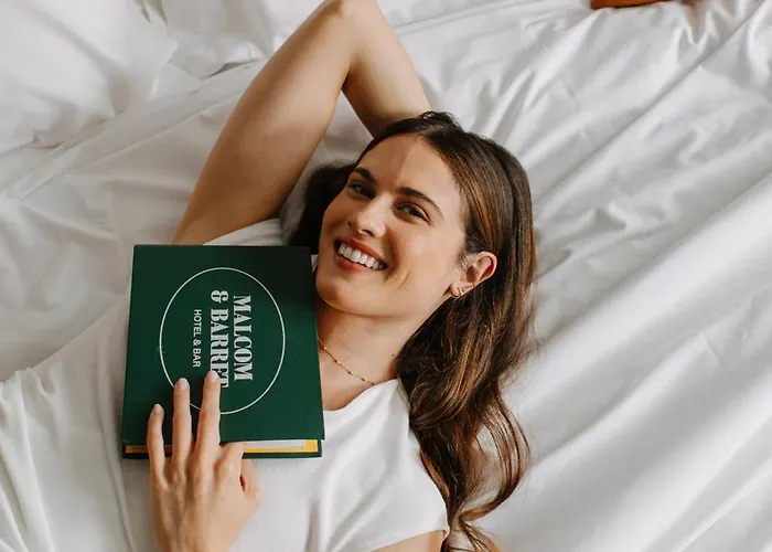 Malcom And Barret ולנסיה