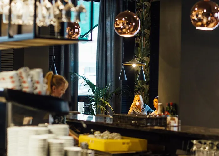 Malcom And Barret Βαλένθια